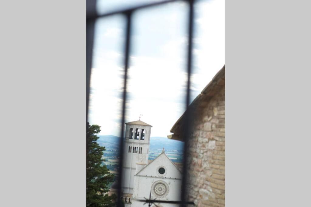 アッシジFrancesco House Familyアパートメント エクステリア 写真